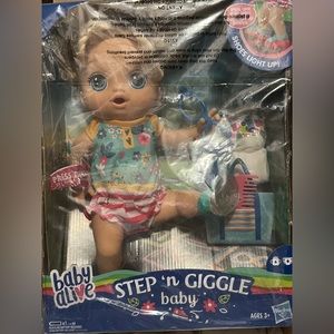 Baby Alive Step ‘N Giggle Baby Blonde Hair Doll with Light-Up Shoes New in Box